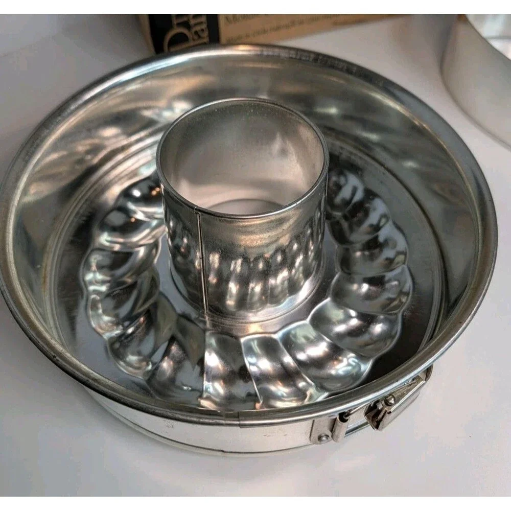 Pampered Chef Springform Pan Set 1540 Ring Tube Heart Insert Box Missing Base
